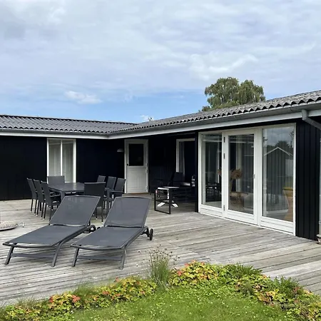 Alrich - 500m From The Sea By Interhome Feriehus *